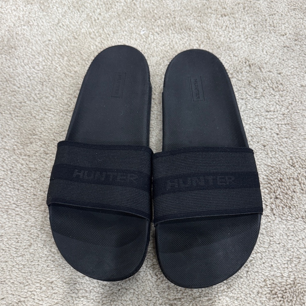 Hunter All-Black Slide Sandals